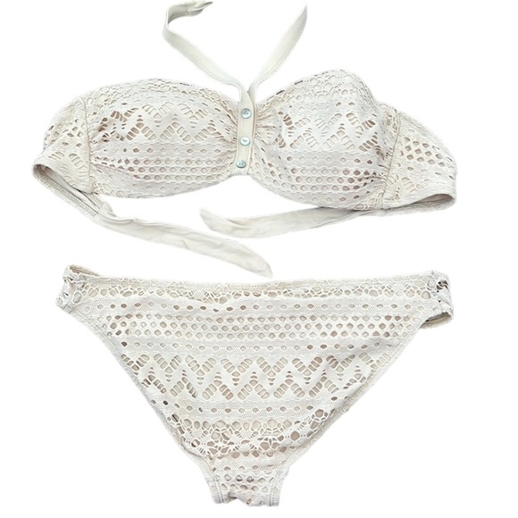 Robin Piccone crotchet Bikini set - Picture 2 of 6